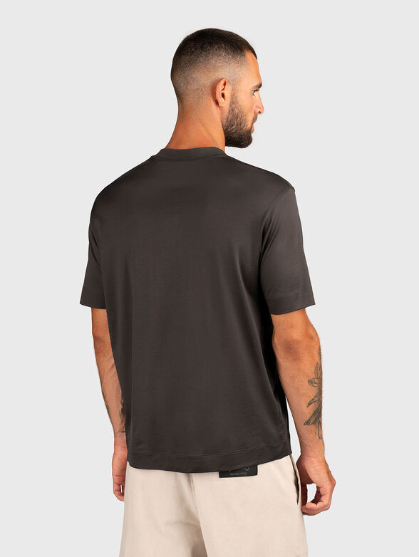 T-shirt with oval neckline - 2