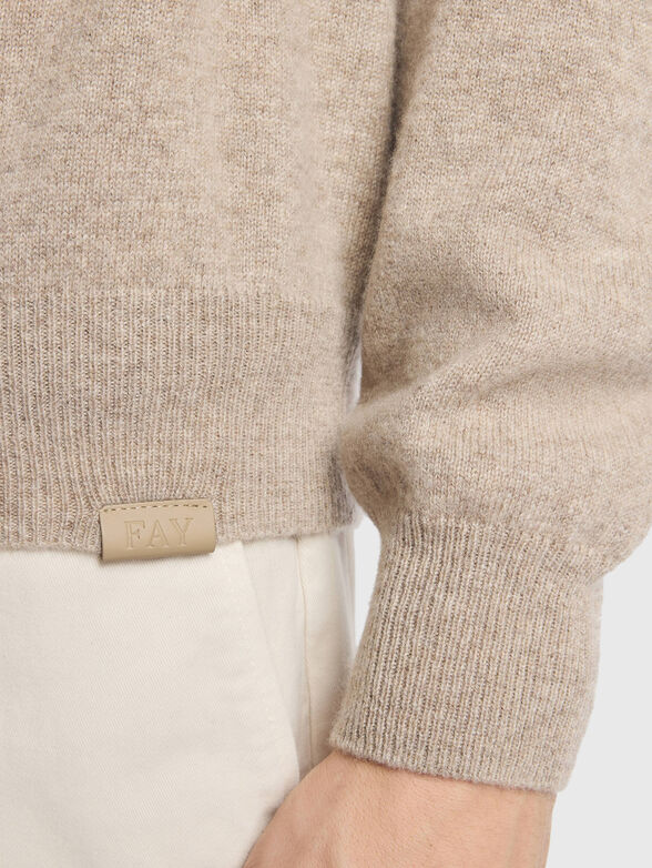 Cashmere sweater with polo collar - 4