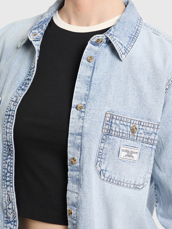 Denim shirt with buttons - 3