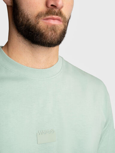 Cotton T-shirt with accent back - 4