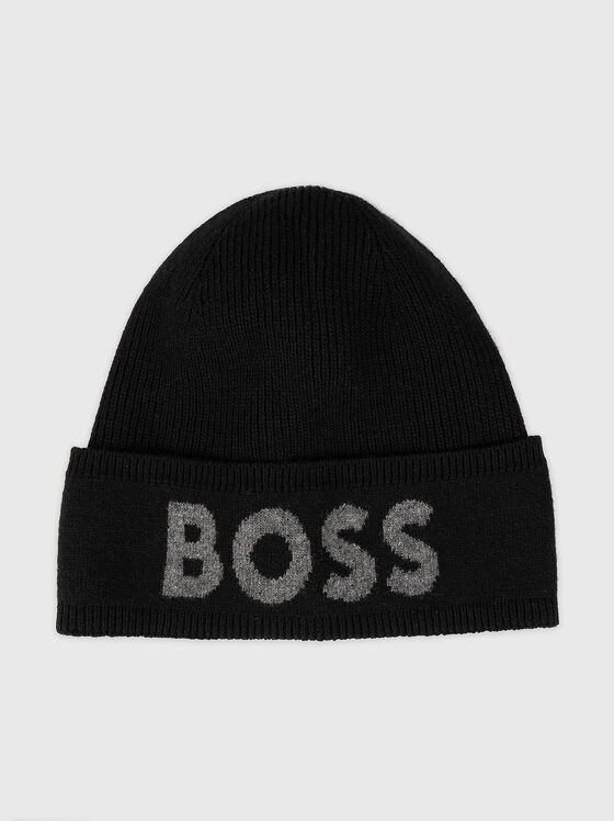 Плетена шапка с акцентно лого - 1