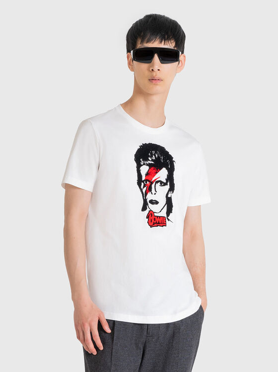 Бяла тениска с принт - 1