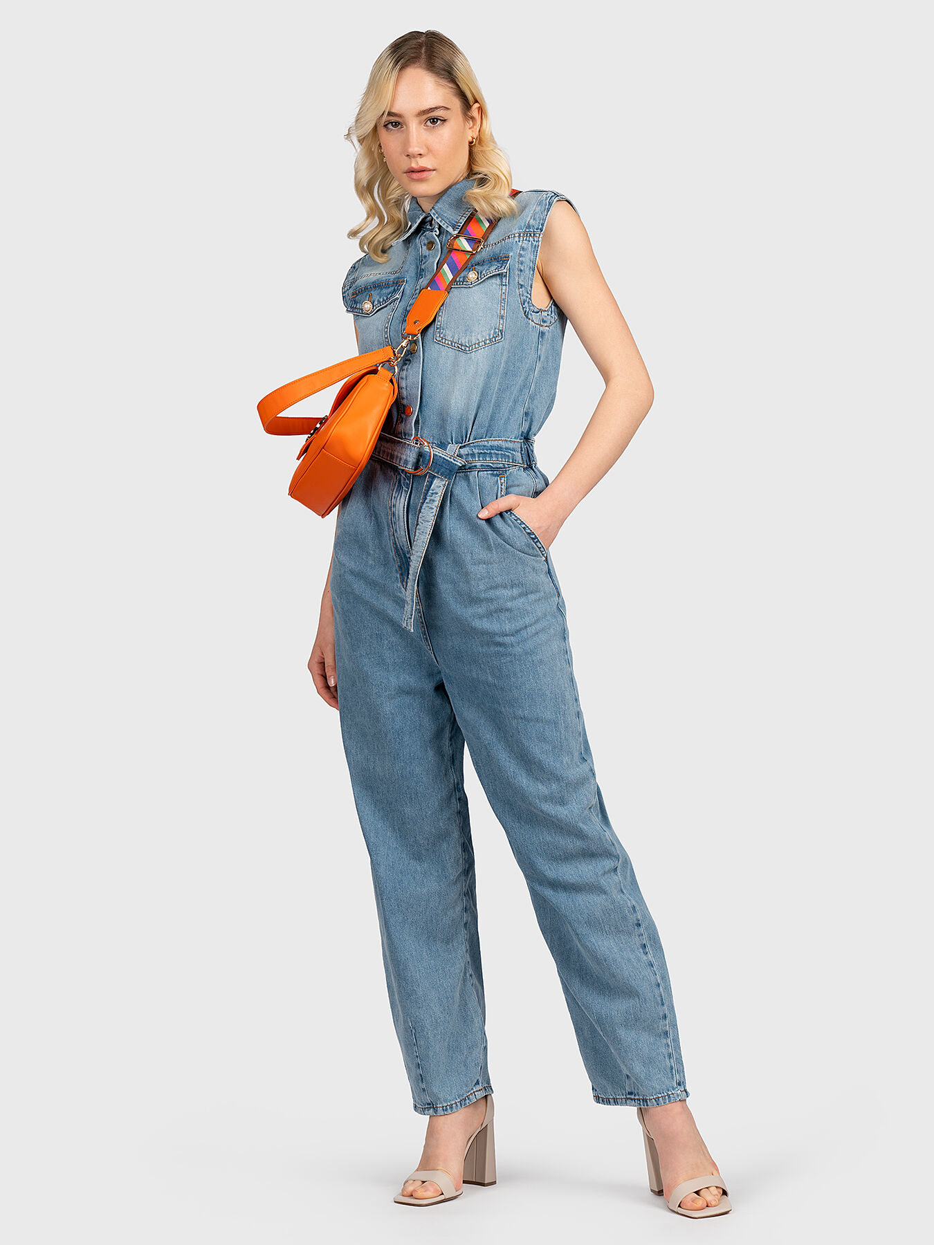 Levi's cropped taper jumpsuit store