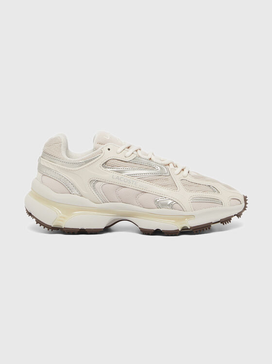 Sports shoes with logo - 1
