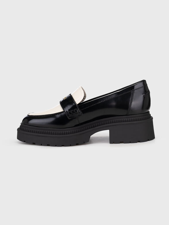 FINDA2 loafers with contrast design  - 4