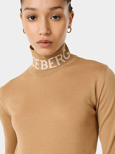 Turtleneck sweater   - 5