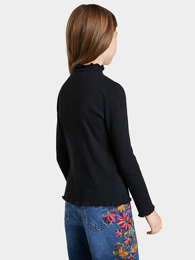 Blouse with floral details - 3