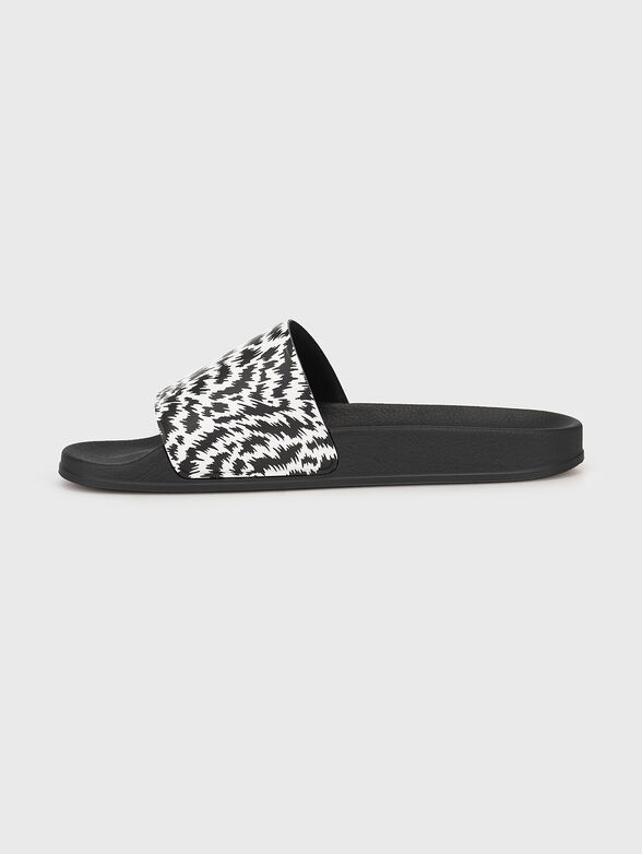 KONDO slippers with animal print - 3