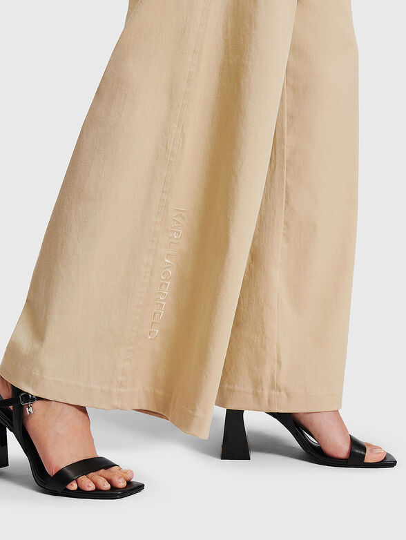 Beige trousers with belt - 3