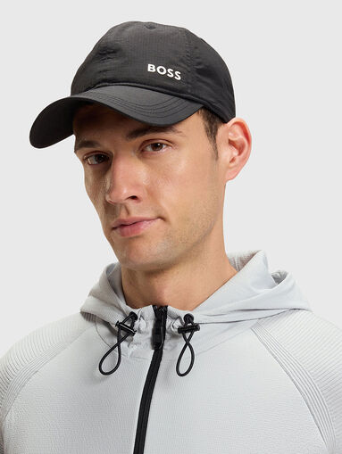 Sweatshirt with hood and zip - 4