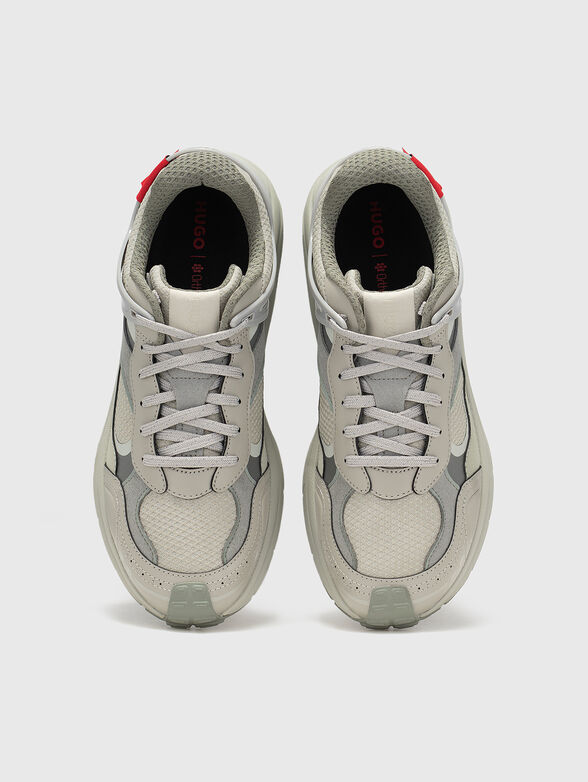 Sneakers with a logo - 6