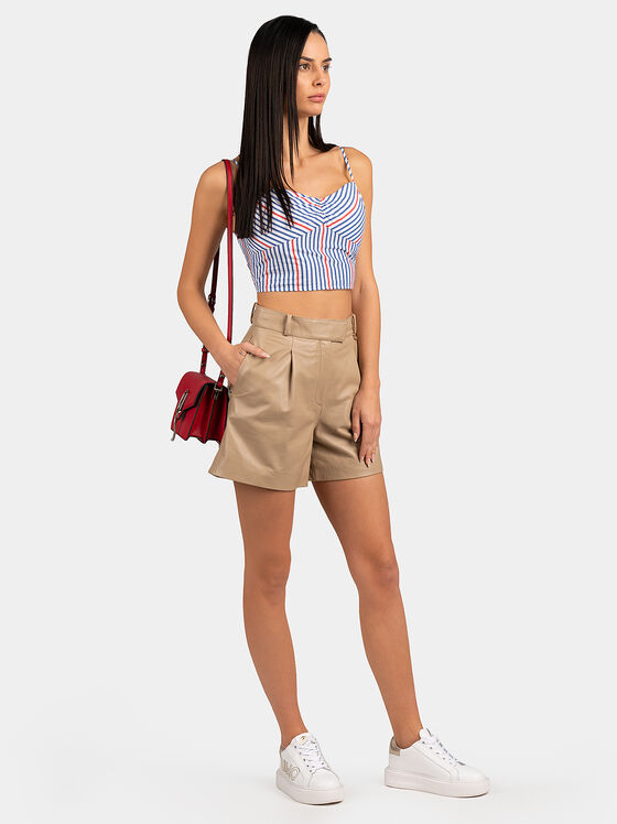 Раиран топ JUNE с акценти в червено - 2