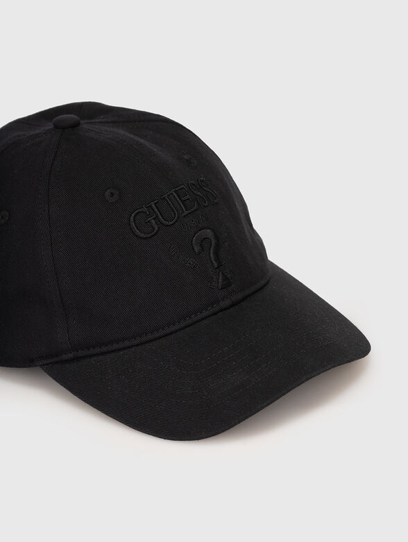Cap with logo embroidery in black - 3