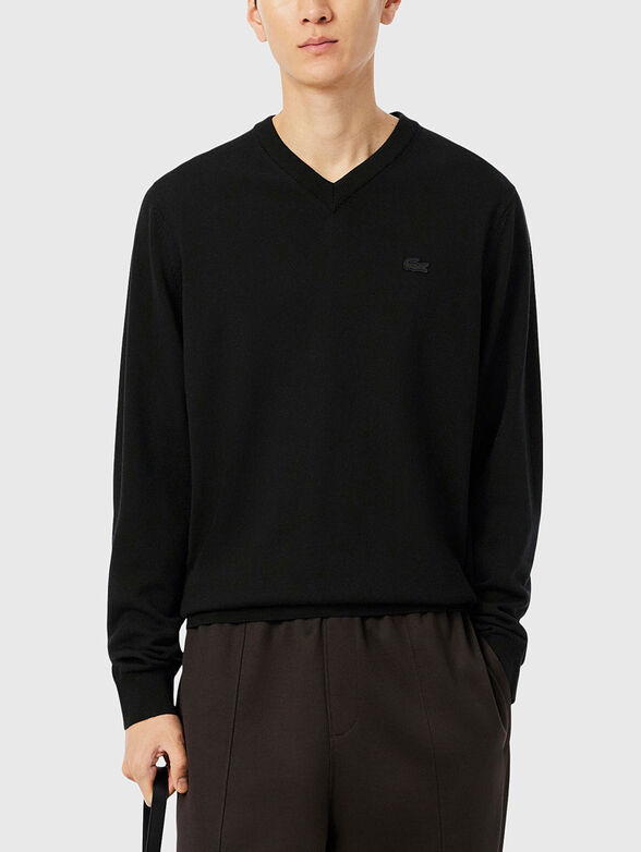 Wool sweater with V-neck - 1