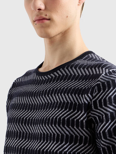 Short-sleeved sweater - 4