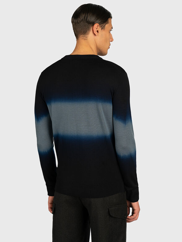 Sweater with contrastic ombre effect - 2