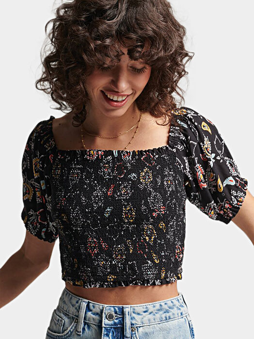 Black blouse with short sleeve