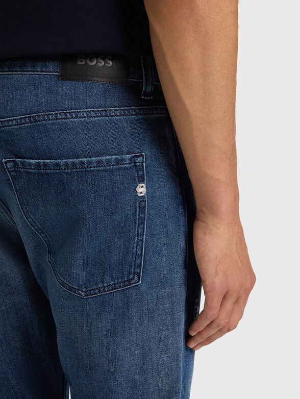 Straight jeans with washed effect - 3