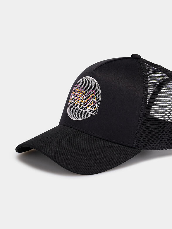 Baseball cap with logo - 3