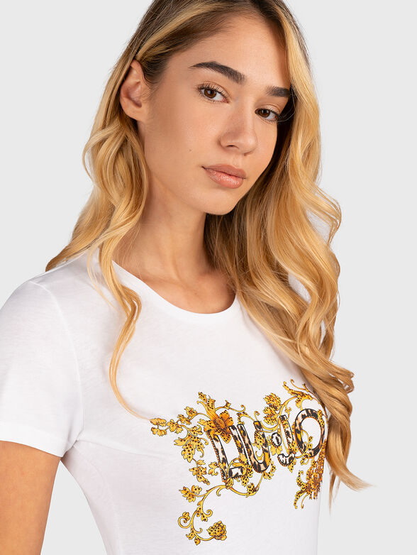 Black T-shirt with attactive print - 4