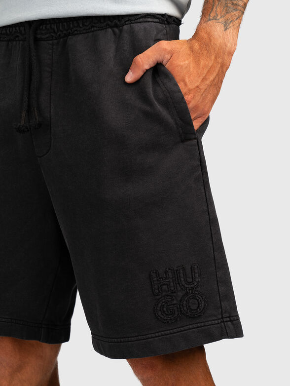 Cotton shorts with logo detail - 3