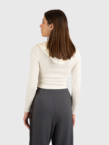 Sweatshirt with hood and buttons - 3