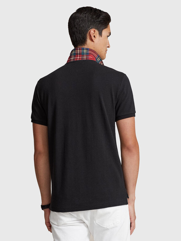Polo-shirt with contrast embroidery and collar - 2