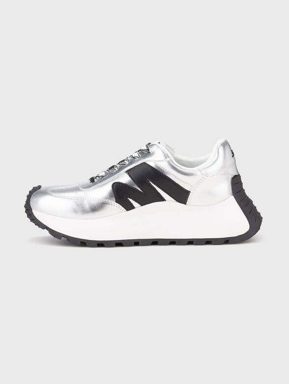 Sports shoes with logo detail - 4