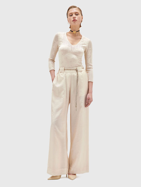 Trousers  with a high waist and wide legs - 4