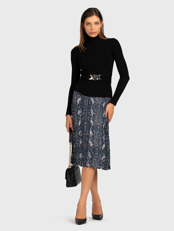 Black sweater with accent  - 4