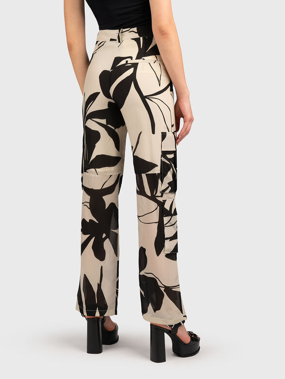 Silk cargo pants with print - 2