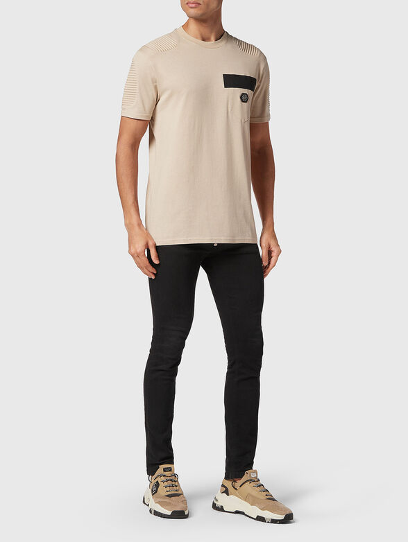 Cotton T-shirt with accent pocket - 2