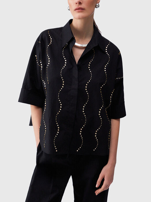 Short-sleeved cotton shirt