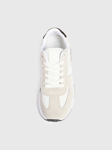 JAZET sports shoes with gold accents - 5