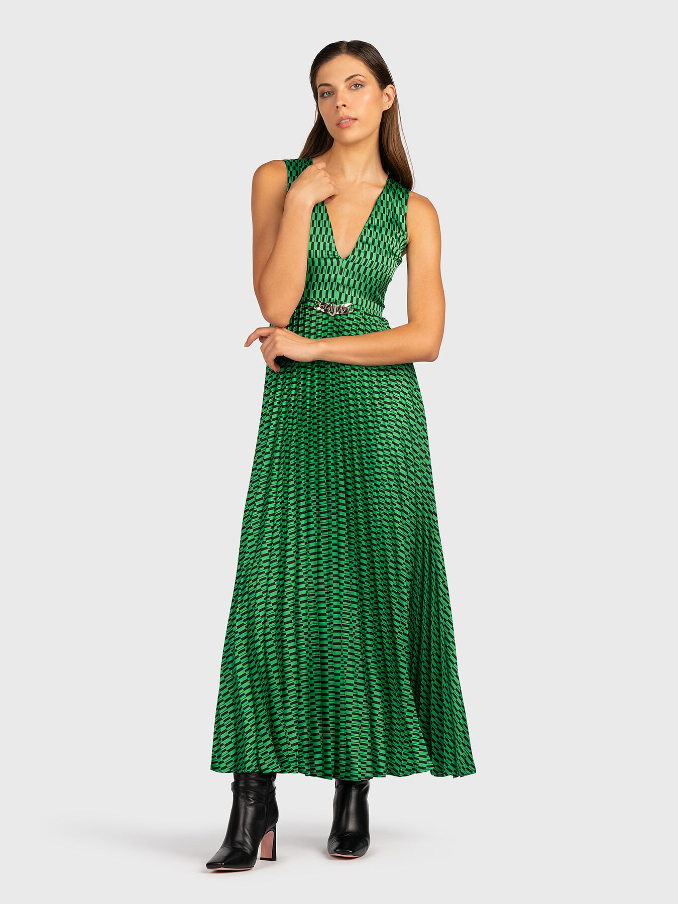 Green dress with monogram print brand LIU JO Globalbrandsstore en