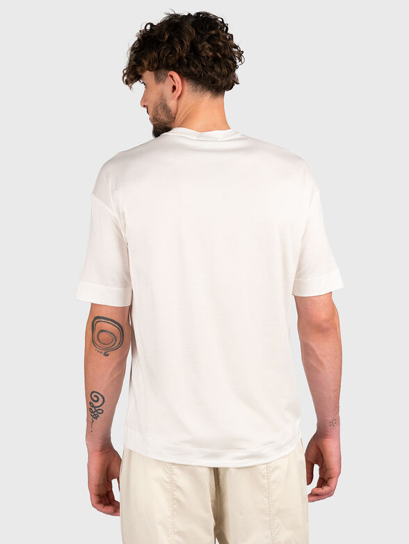 Dark blue T-shirt with art detail - 3