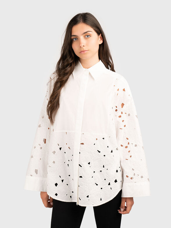 Oversized shirt with floral embroidery - 1