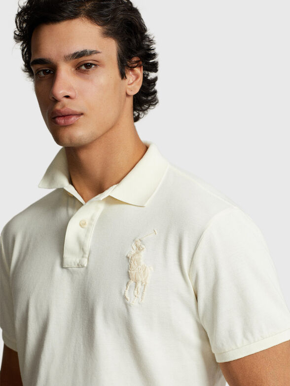 Polo shirt with short sleeves and logo embroidery - 4