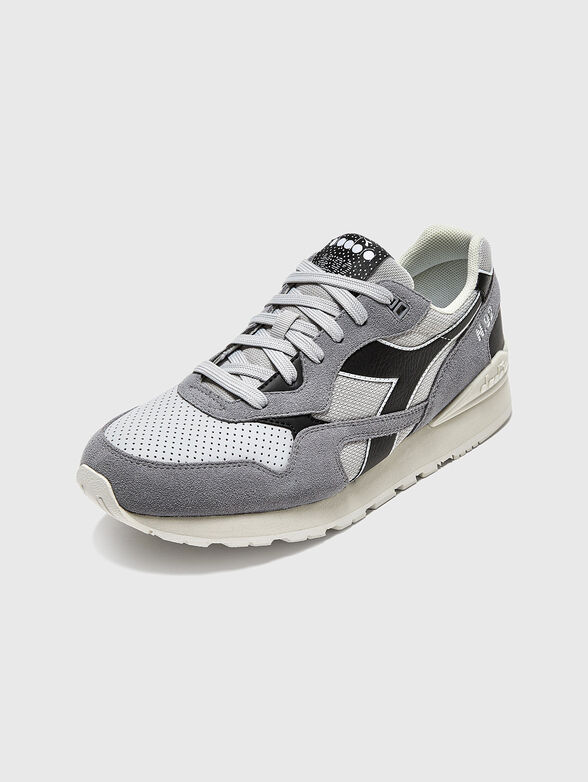 N.92 ADVANCE sports shoes in black color - 2