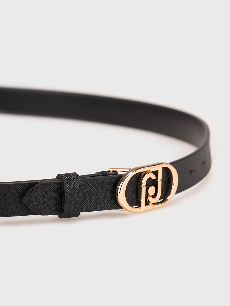 Belt with golden buckle - 3