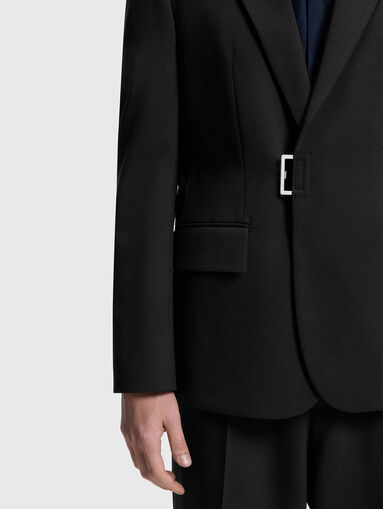 Slim-fit suit jacket with metal buckle closure - 5