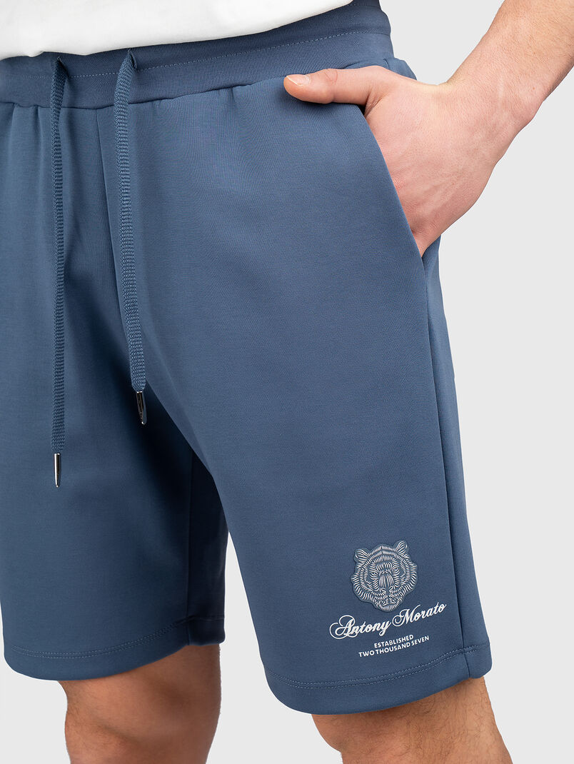 Shorts with a logo print - 3