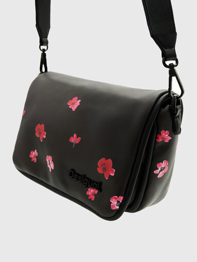 Small bag with floral accents - 5