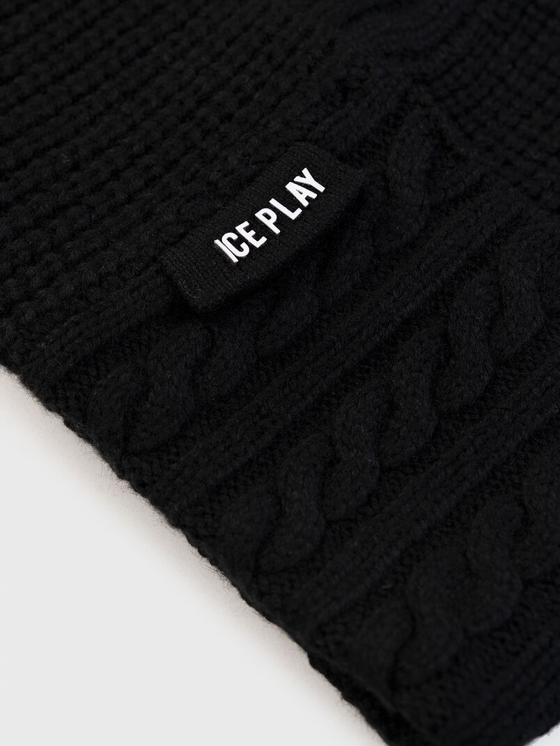 Knitted wool blend hat in black  - 3