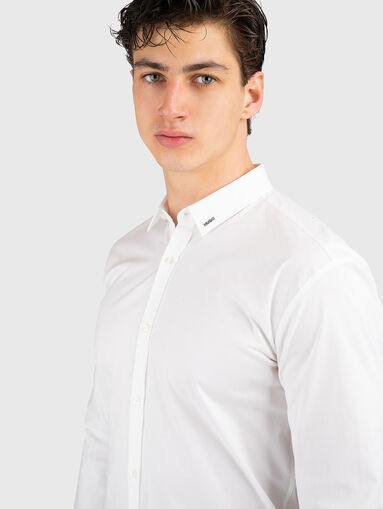 Long sleeved cotton slim shirt - 4