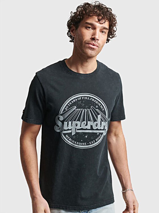 Черна тениска VINTAGE MERCH STORE - 1