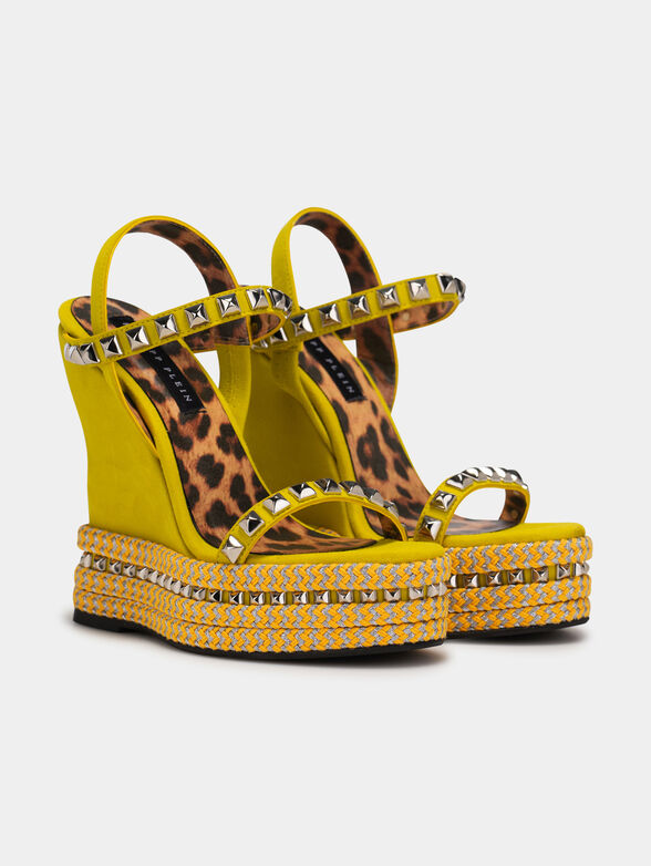 Suede wedges with studs and leopard motifs - 2