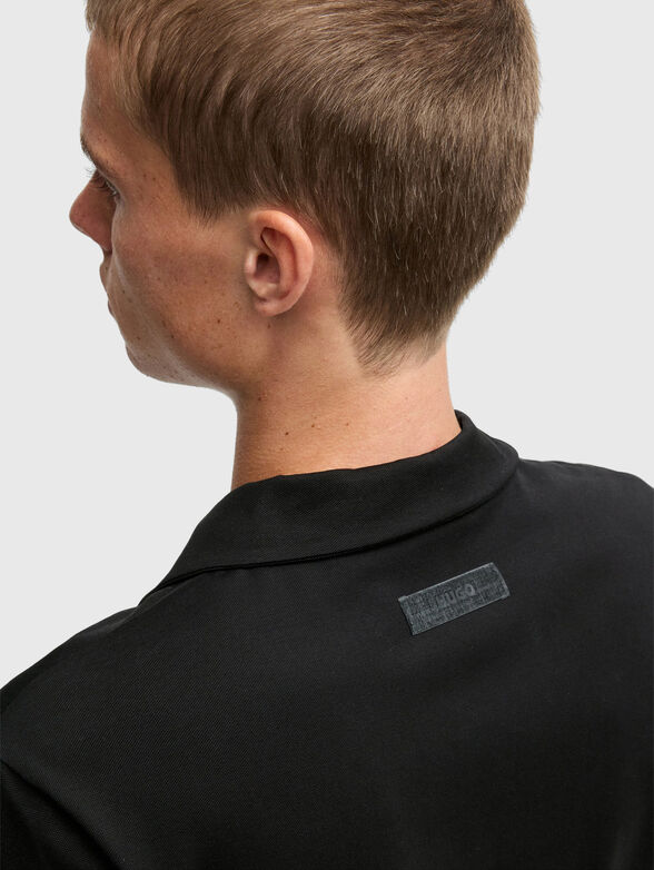 Polo shirt with short sleeves and logo - 4