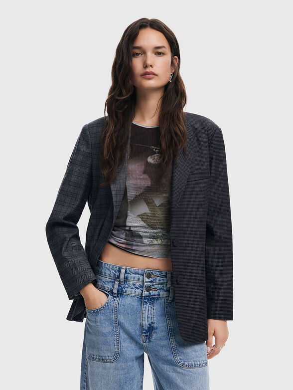 Jacket with two types of pattern - 1