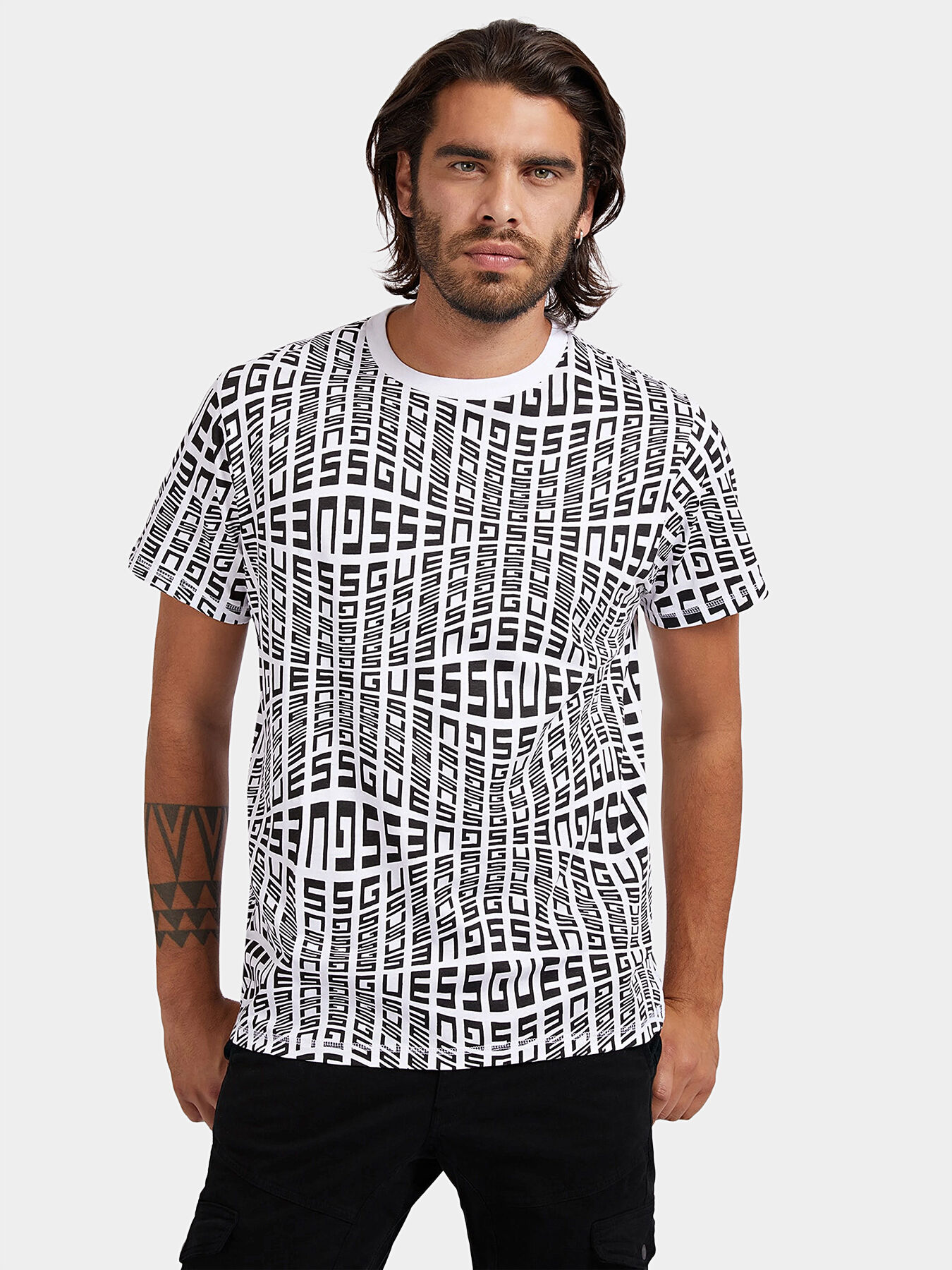 SALMO T shirt with logo print brand GUESS Globalbrandsstore en